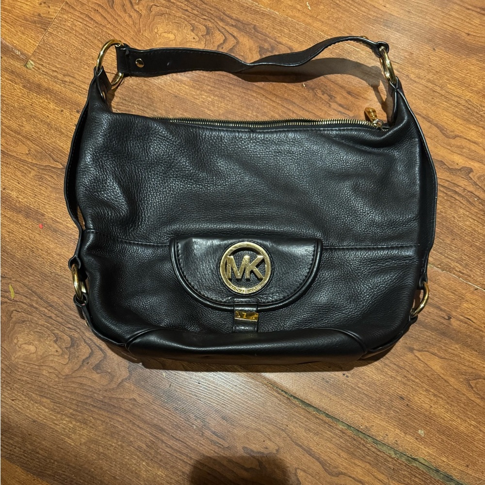 Michael Kors like new black